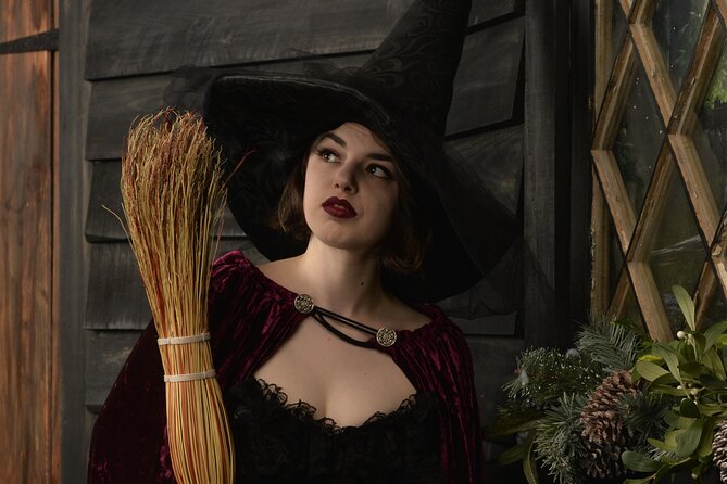 Witch Costume Photo Shoot - Olde Salem Village Theatrical Set - Accessibility and Maximum Travelers