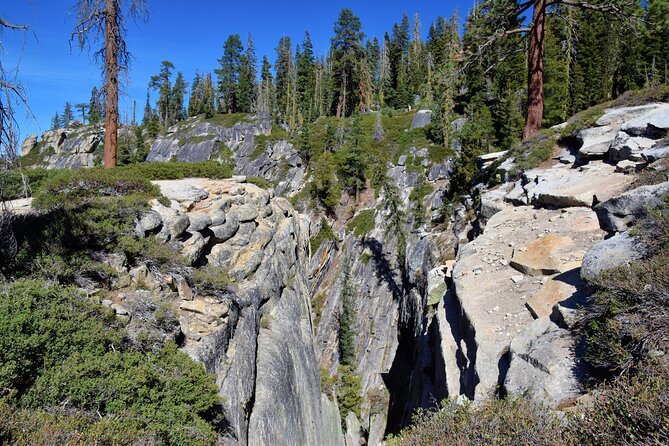 Yosemite Hike- Sentinel Dome and Taft Point From Glacier Point - Trekking to Taft Point