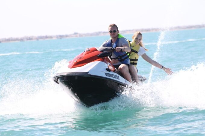 2 H Catamaran in Djerba - Important Considerations