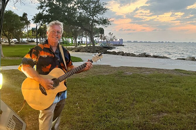 2 Hour Sunset Cabaret Tour Review - Entertainment and Cabaret-Style Songs