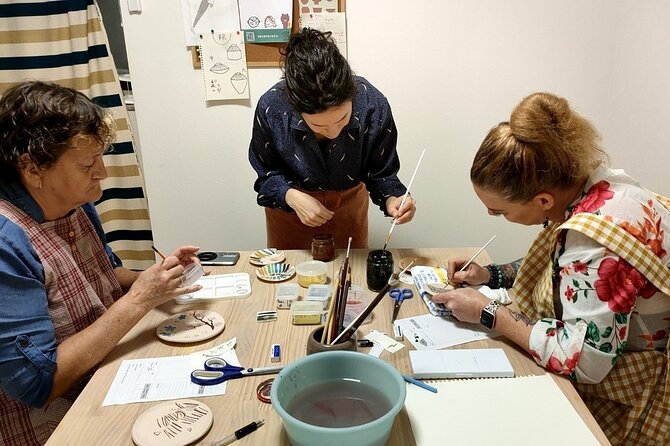 2 Hours Private Painting of Ceramics in Osaka - Traditional Japanese Designs