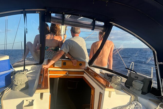 2 Hours Small Group Fireworks Night in Waikiki - Reasons to Book This Activity