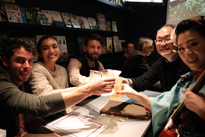 3 Bars and Foods Hopping Tour With Traditional Singer at Arakicho - Exploring Local Bars