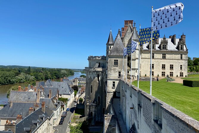 3-Day Private Top 7 Loire Castles 2 Wine Tasting Live Guided Trip - Inclusions and Exclusions