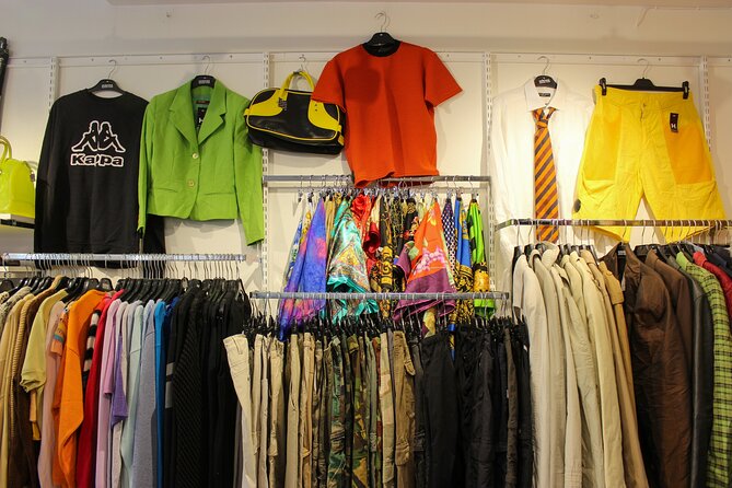 3 Hours Guided Shopping Tour in Stockholm Thrifting Stores - About Your Guide, Frankie