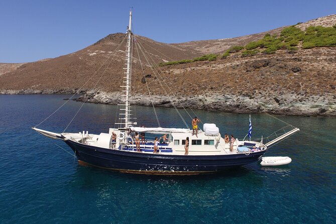 4 Hours Swimming Cruise on Athens Little Islands - Recommended Attire