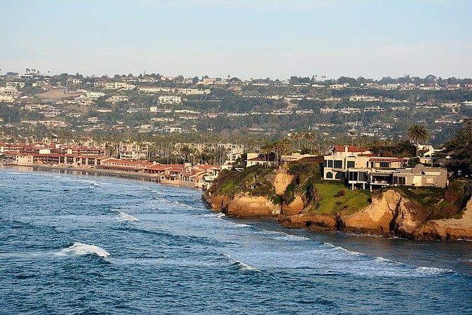 A Local's Guide to La Jolla's Sights: A Self-Guided Urban Stroll - Uncovering the Secrets of Sunny Jim Sea Cave
