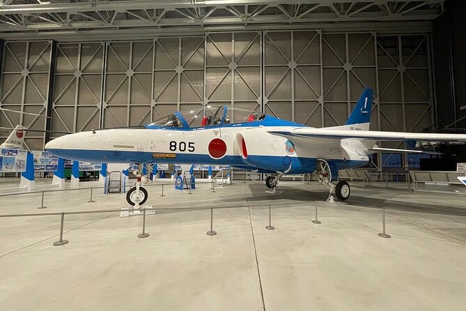Aichi Museum of Flight Tour From Nagoya With English Guide - Exploring the Museums Exhibits