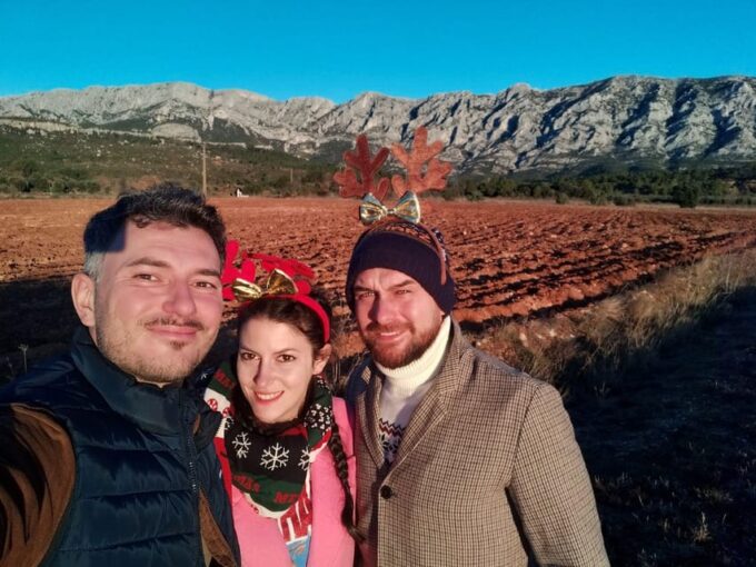 Aix or Marseille: Special Couples Day in Romantic Provence - Intimacy, Relaxation, and Nature