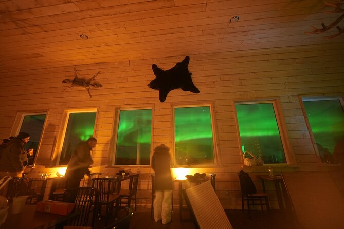 Best Alaskan Cabin Aurora Viewing With Photography @Aurora Camp - Accessibility and Group Size