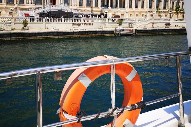 Bosphorus Private 1-Hour Tour on the Boat in Istanbul - Ask Away