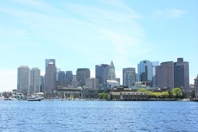 Boston Historic Sightseeing Harbor Cruise With Up-Close View of USS Constitution - Accessibility and Capacity