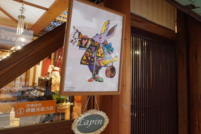 Cafe Lunch and Cultural Experiences of Japan - Discovering Local Culinary Delights