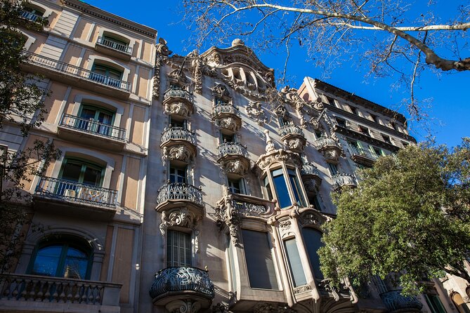 Casa Batllo Fast-Track Tickets, Barcelona Architecture Tour - Recommended Tips for Your Visit