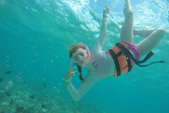 Catamaran Group Sightseeing, Snorkeling Tour Isla Mujeres - Customer Service Insights