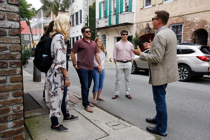 Charleston Historical Walking Tour: Pirates, Patriots, and More - The Role of Taverns and Pirates