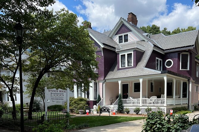 Charlottes Ultimate Southern Charm Historical City Bus Tour - Discovering Notable Figures and Landmarks