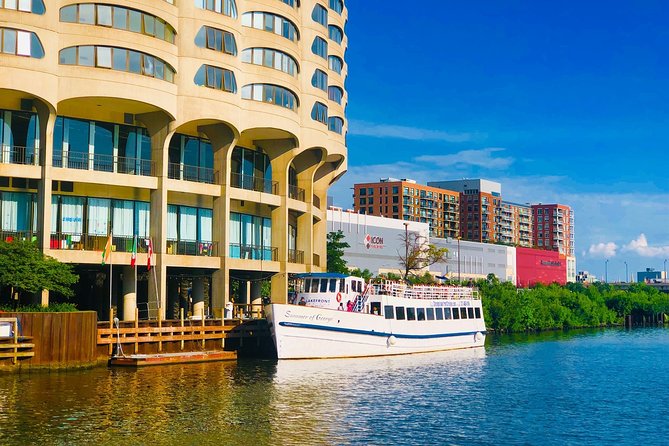 Chicago River 90-Minute Architecture Boat Tour - Weather and Booking Considerations