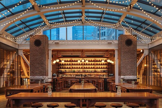 Chicagos Secret Interiors Architectural Walking Tour - Experiencing Iconic Buildings and Rooftop Havens