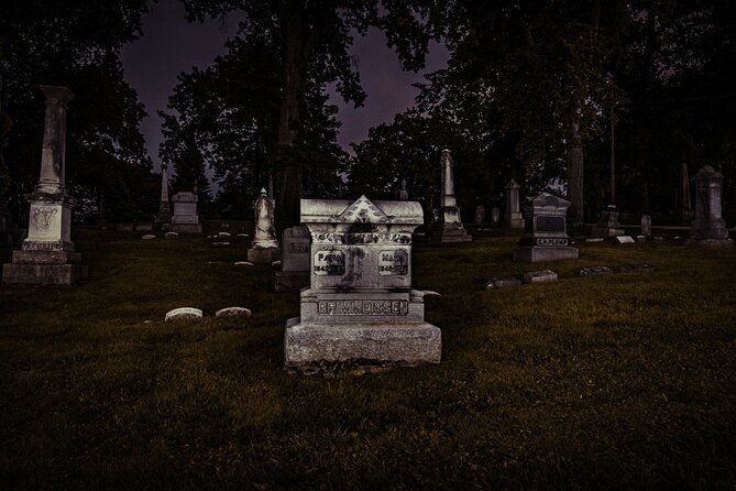 Cincinnati Ghosts By US Ghost Adventures - Guides and Their Storytelling