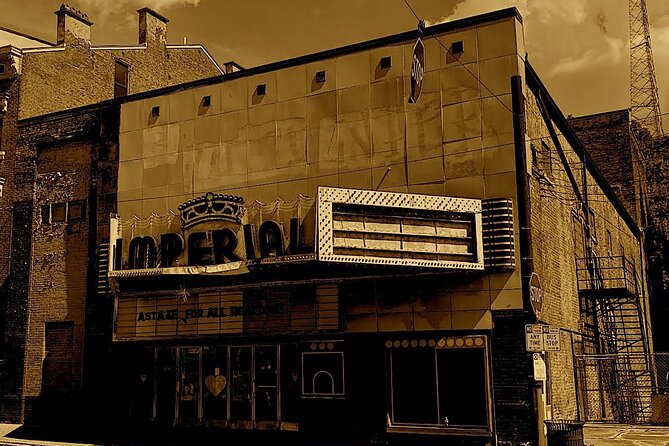 Darkside of Brewing Tour: Tales of Cincinnatis Haunted and Gruesome Past - Unlocking the Mysteries of Cincinnatis Haunted Landmarks