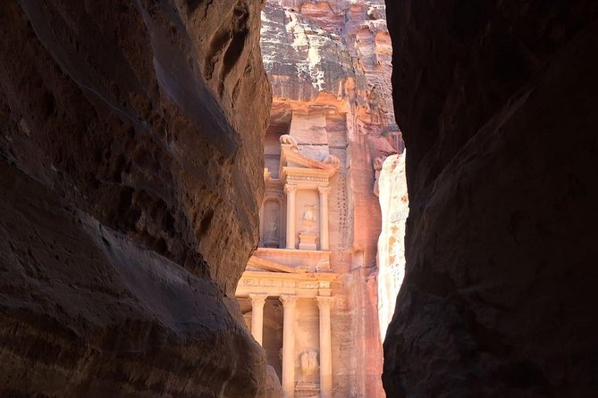 Dead Sea to Petra Private Tour Round Trip or One Way - Customer Reviews and Ratings