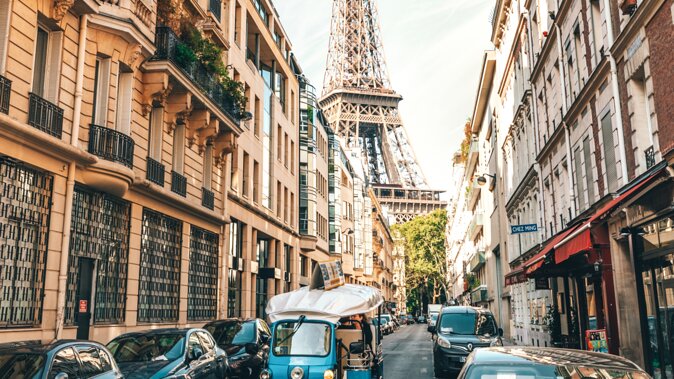 Explore Europe Virtually - Self-Guided Audio Walking Tours - Exploring Londons Hidden Gems