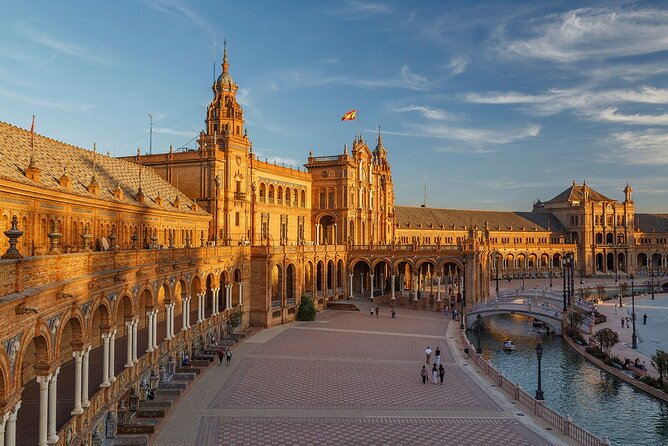 Explore the Capital of Andalusia – Highlights of Seville Private Full-Day Tour - Experience the Vibrant Barrio Santa Cruz