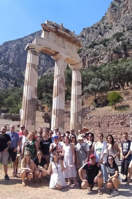 From Athens: Delphi Day Trip With Multilingual Audioguide - Delphi Village and Arachova