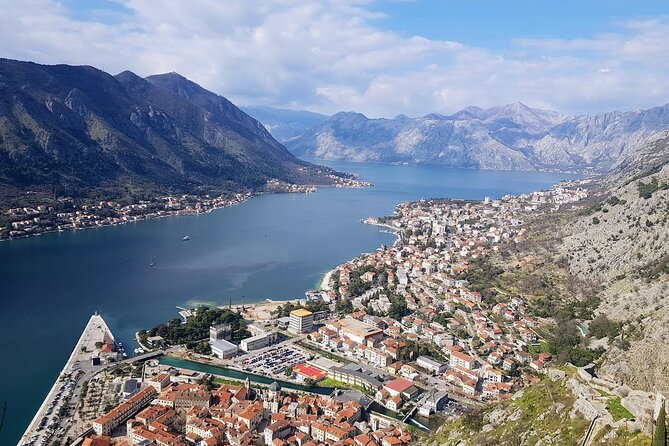 From Dubrovnik: Private Tour to Montenegro - Kotor & Perast - Exploring Kotor