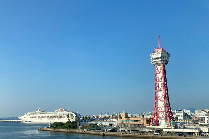 Fukuoka City Walking and Public Transport Tour - Connecting With the Warm and Welcoming Locals of Fukuoka