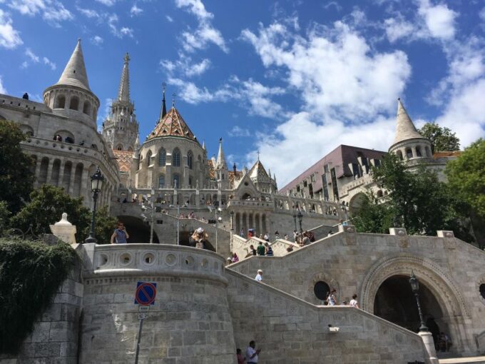 Grand Budapest Private Tour With Jewish Quarter - Experience Local Culture