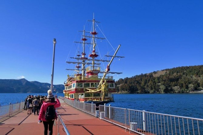 Hakone Pirate Ship, Owakudani Ropeway, Fuji 2nd Station Snow Sledding Day Trip - Hakone Pirate Ship