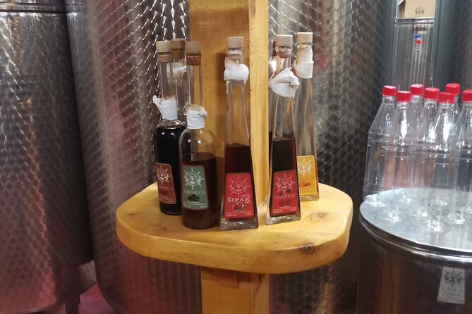 Half-Day Wine Tasting With Snacks and Ston Place Visit - Traveler Reviews and Feedback