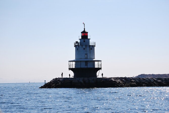Harbor Lights and Sights Cruise - Iconic Lighthouses and Forts