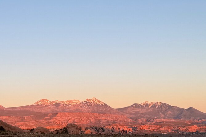 Hell's Revenge Private 4x4 Guided Jeep Experience in Moab - Customer Testimonials and Recommendations