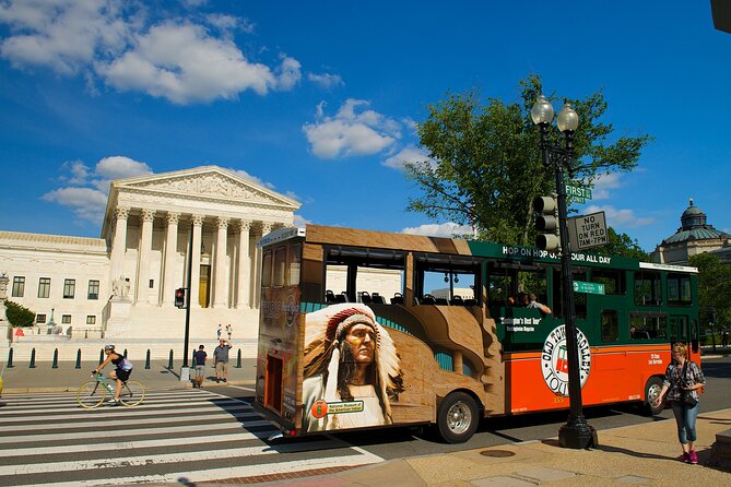 Hop-On Hop-Off 21 Stop Trolley Tour + Arlington Cemetery - Traveler Feedback and Recommendations