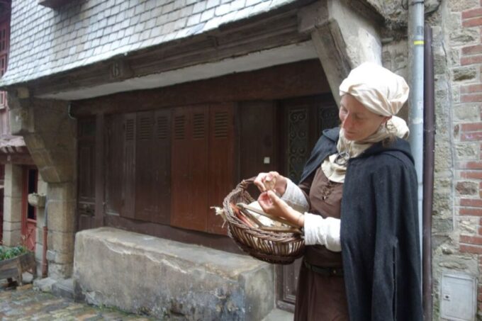 Immerse Yourself in the 15TH Century in Dinan - Frequently Asked Questions