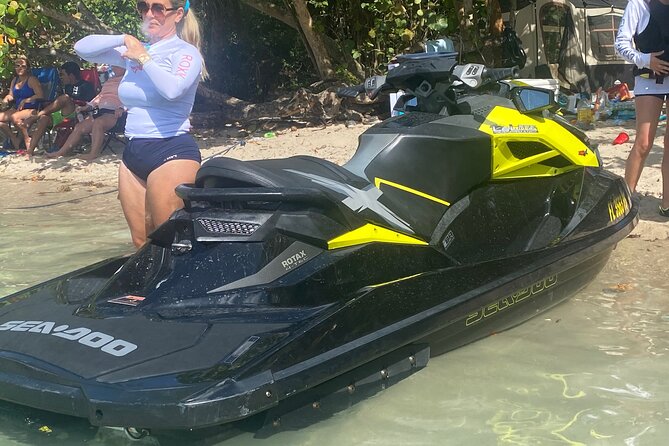 JetSki Experience for 1 Hour of Miami Beach Bayside MarketPlace - Enjoying the Party Sandbar