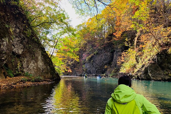 Jozankei Autumn Leaves Day Tour by Private Car - Booking and Cancellation Policy