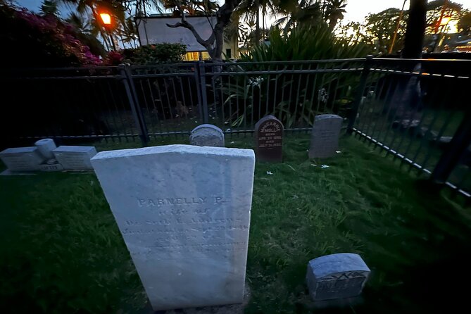 Kailua-Kona Haunted History Walking Ghost Tour - Paranormal Experiences on the Tour