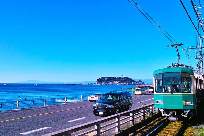 Kamakura Enoshima and Yokohama Tour From Tokyo - Enoshima: The Enchanting Island