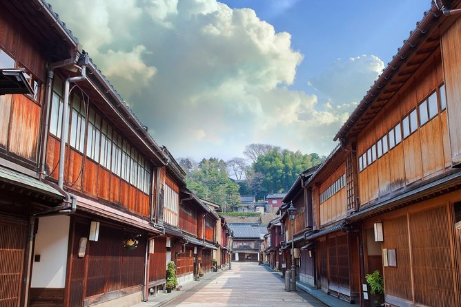 Kanazawa Hidden Gems With a Local Host, Custom & Private - Customizing Your Private Walking Tour
