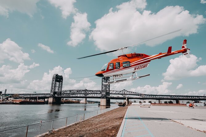 Kearny, NJ: Highlights of NYC Helicopter Tour - Booking in Advance