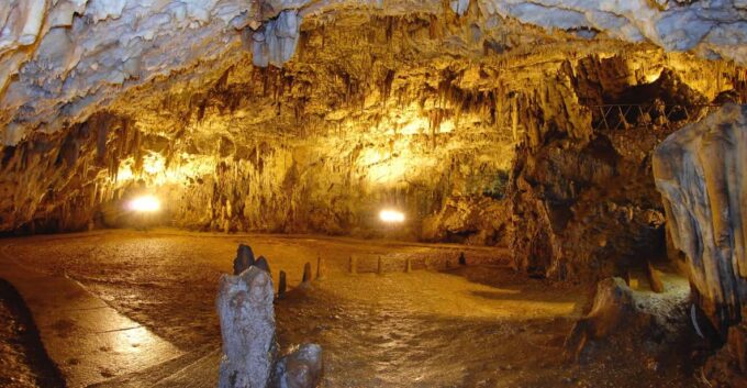 Kefalonia: the Caves Tour, Visiting Melissani & Drogarati - Frequently Asked Questions