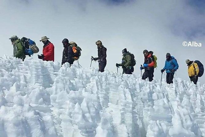 Kilimanjaro-Trekking Lemosho Route 8 Days / 7 Nights - Safety and Health Considerations