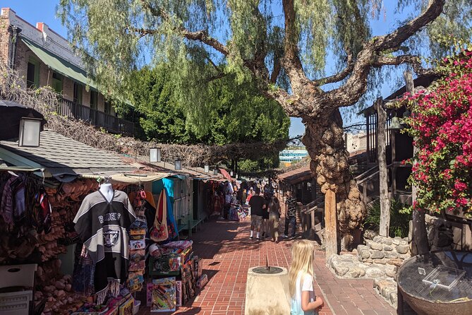 Los Angeles Scavenger Hunt Walking Tour Review - Overall Experience