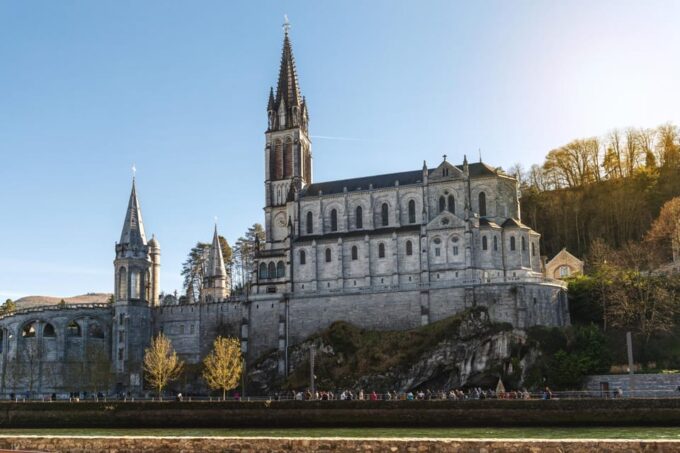 Lourdes: Capture the Most Photogenic Spots With a Local - Iconic Locations