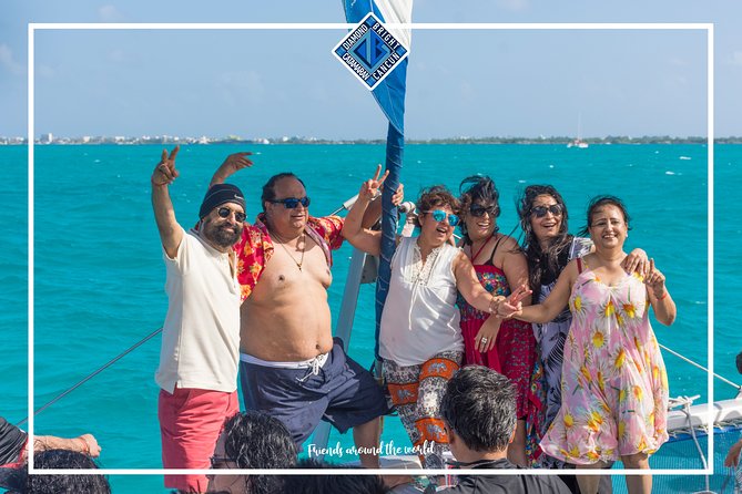 Luxury Catamaran Tour to Isla Mujeres With Transportation From Cancun - What to Expect