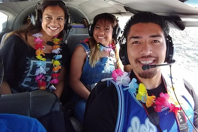 Maui *PRIVATE* Air Tour: Aquamarine & Emerald Dream: (2-5 People) - Stunning Aerial Views of Maui and Big Island